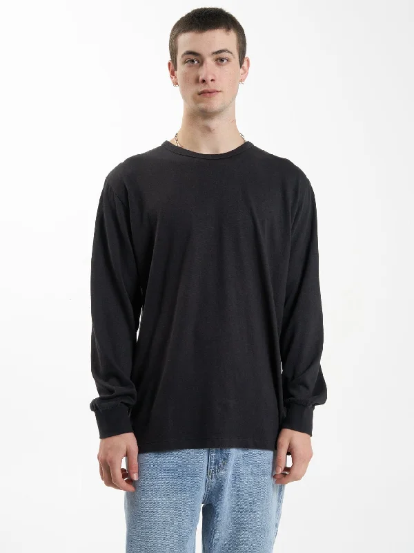 Hemp Thrills Embro Merch Fit Long Sleeve Tee - Black